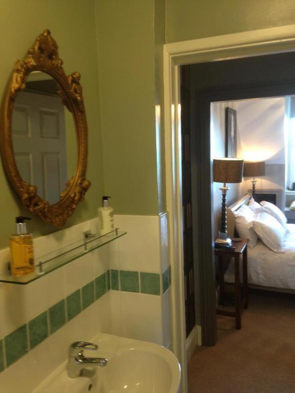 The White House Hotel New Quay Buitenkant foto